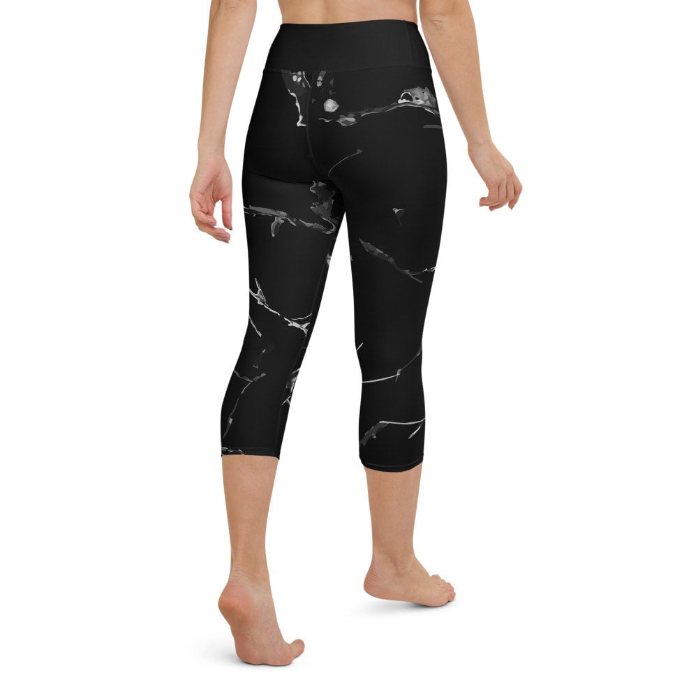 RiC Rep'n Greatness (Reborn in Christ) Capri Leggings Black with